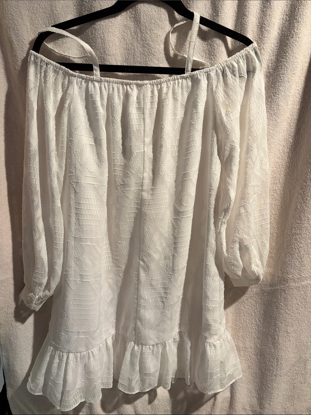 BCBGeneration White Off-Shoulder Ruffle Tunic - Picture 3 of 3